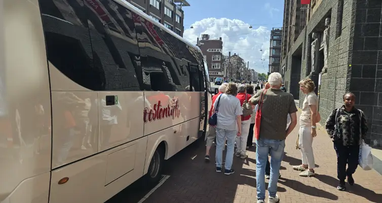 Chapter coach hired netherlands